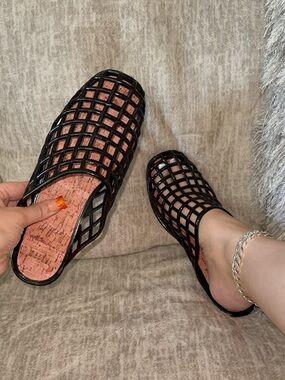 Black Jelly Slides with Cork-Effect Insole